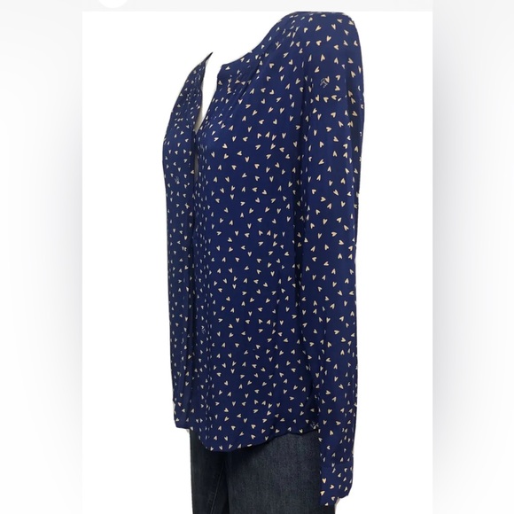 Women’s Juicy Couture Blue Printed Blouse Size XS - Picture 3 of 8